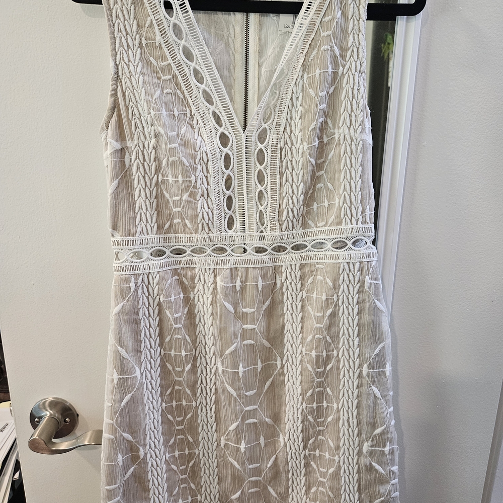 Dress Forum Cream and White Lace Midi Dress